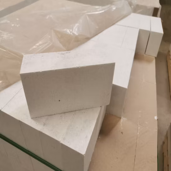 Brique réfractaire à haute teneur en alumine pour chaudière captive Cfbc